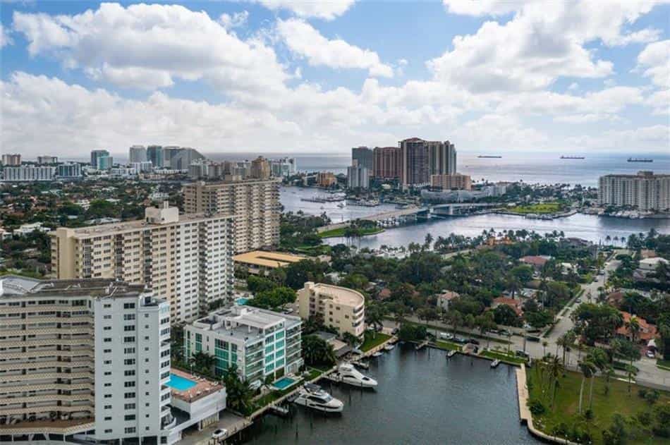Condominium in Nurmi-eilanden, Florida 10110564