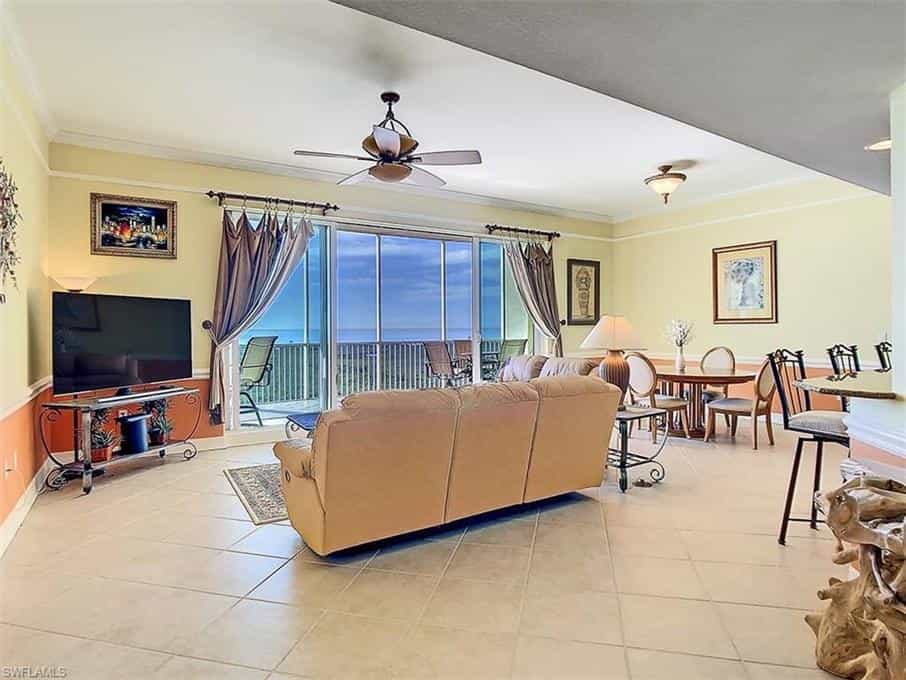 Condominium dans Fort Myers, Florida 10110566