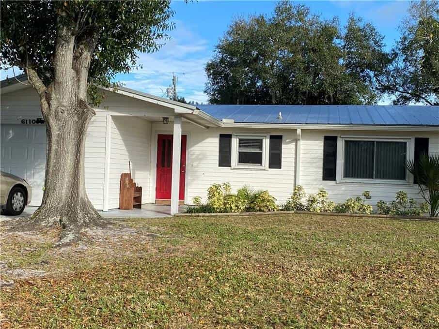House in Florida Ridge, Florida 10110594
