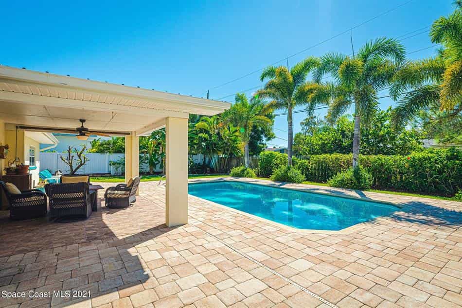 House in Melbourne Beach, Florida 10110651