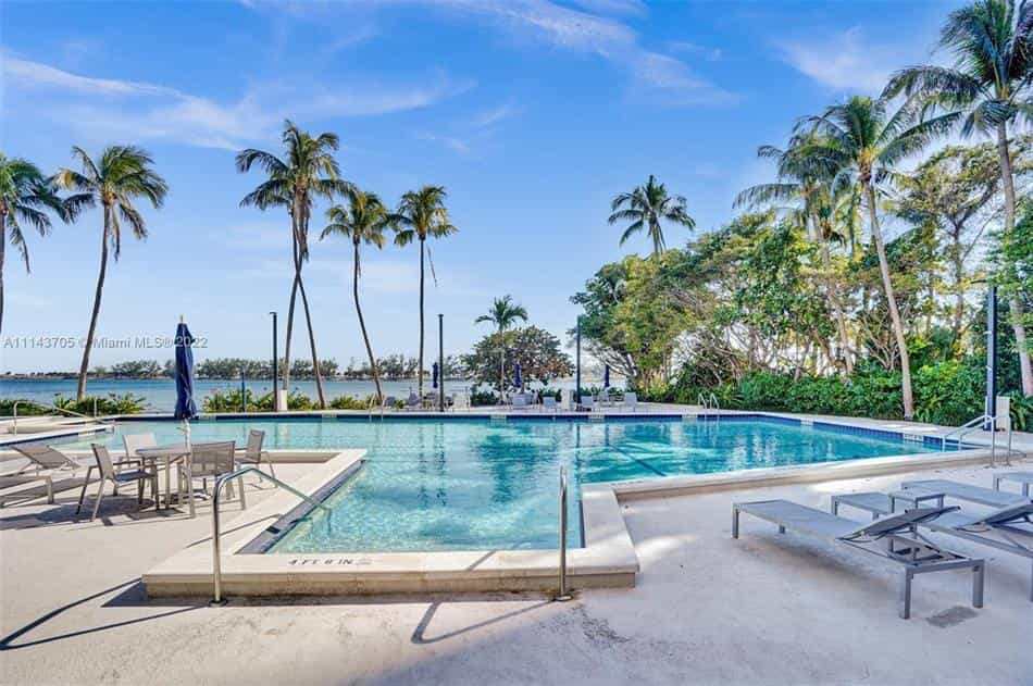 Eigentumswohnung im Miami, Florida 10110684
