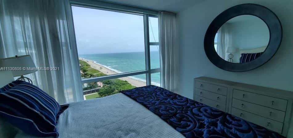 Condomínio no Praia de Miami, Flórida 10110690