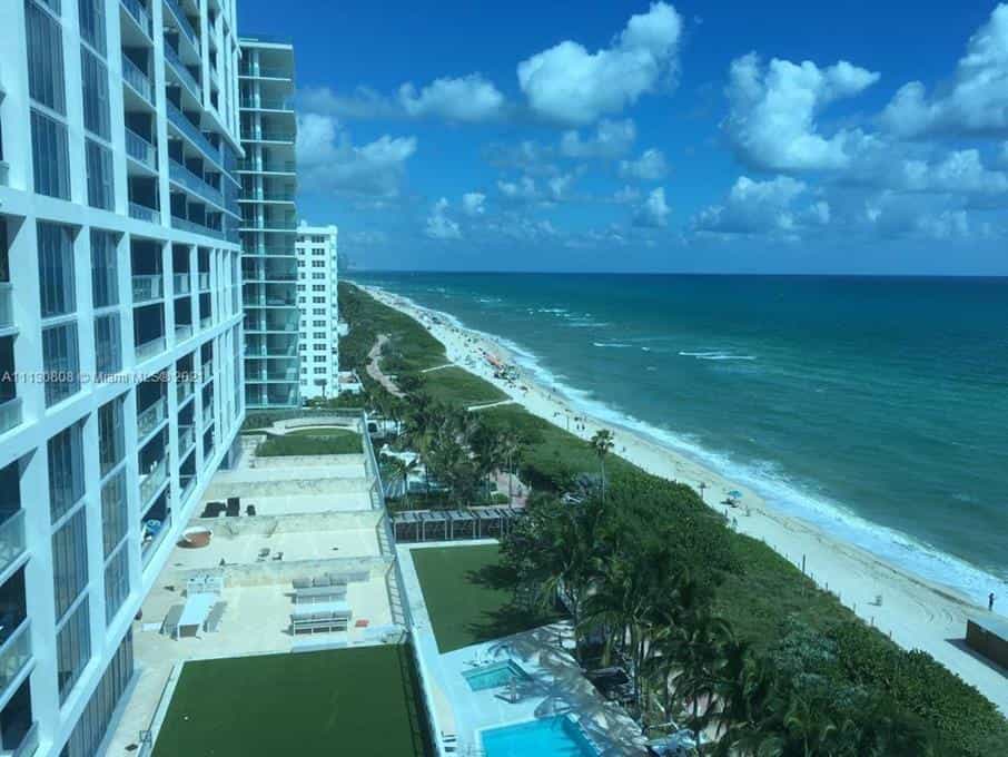 عمارات في Miami Beach, Florida 10110690