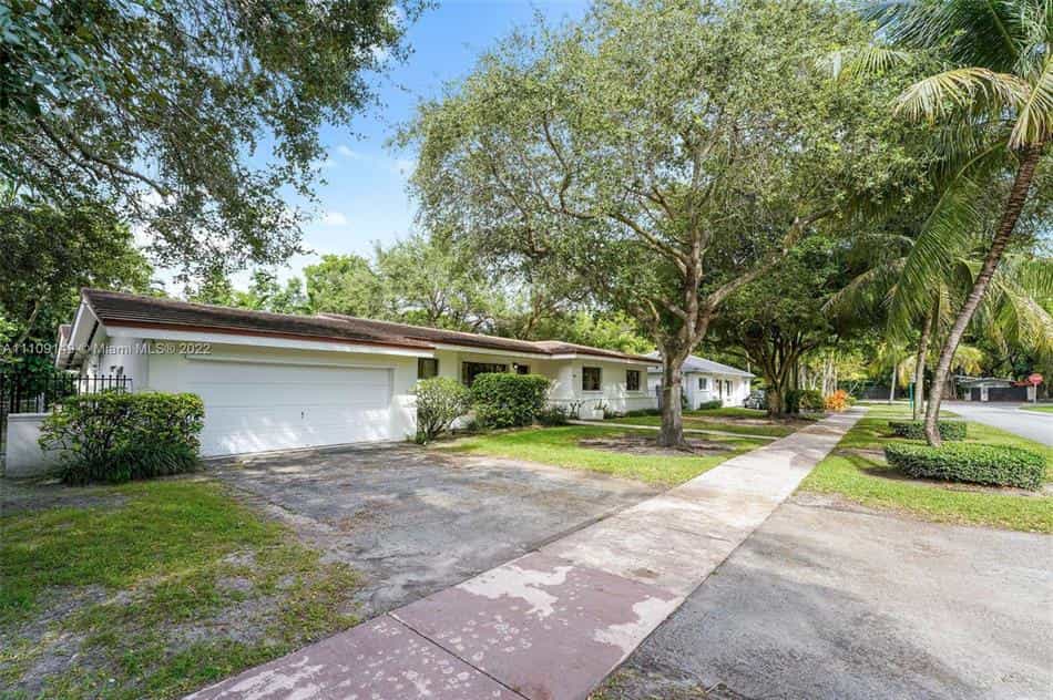 Eigentumswohnung im Coral Gables, Florida 10110735