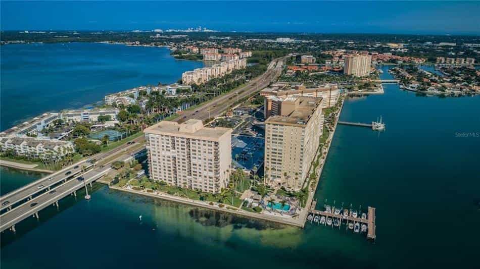 Condominium in Golfhaven, Florida 10111072
