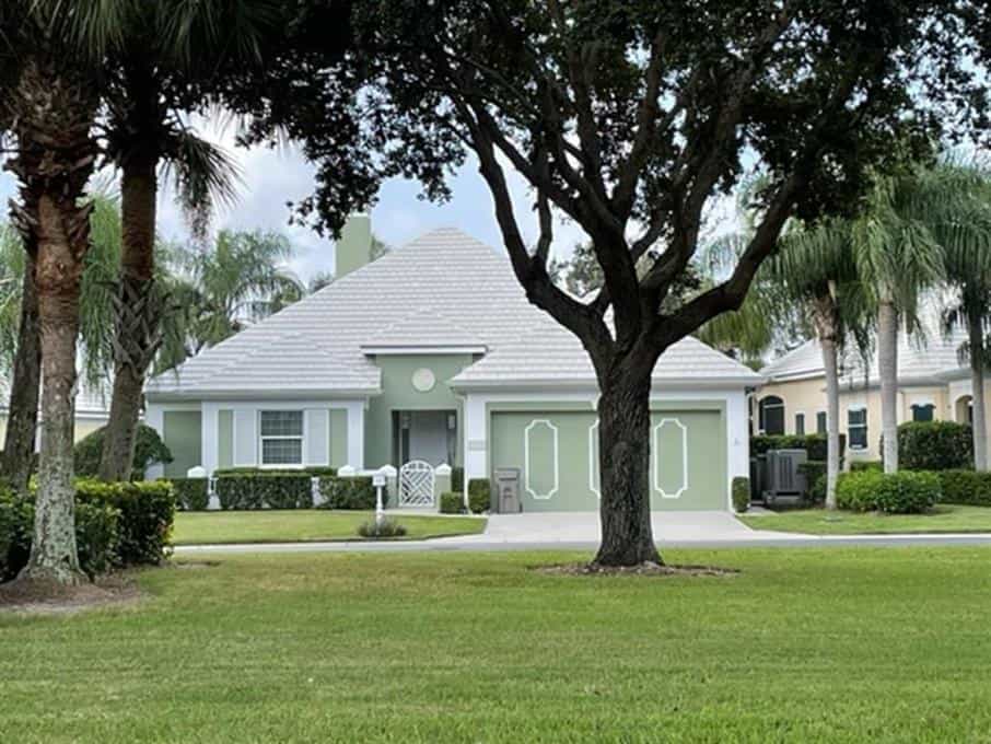 House in Vero Beach, Florida 10111164