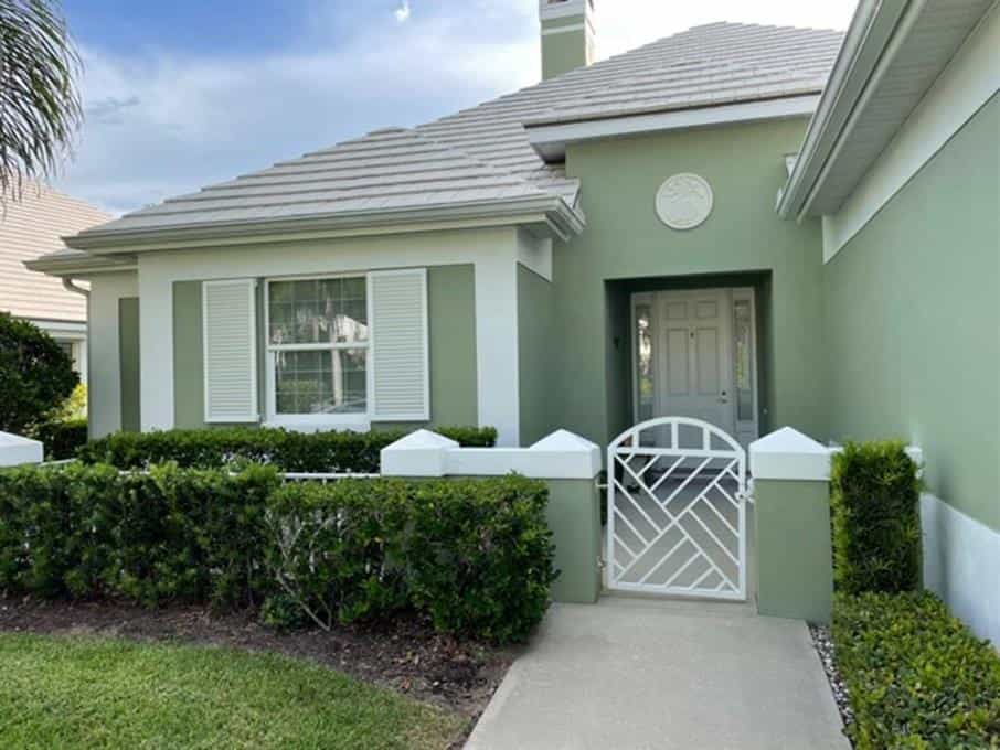 Rumah di Gifford, Florida 10111164