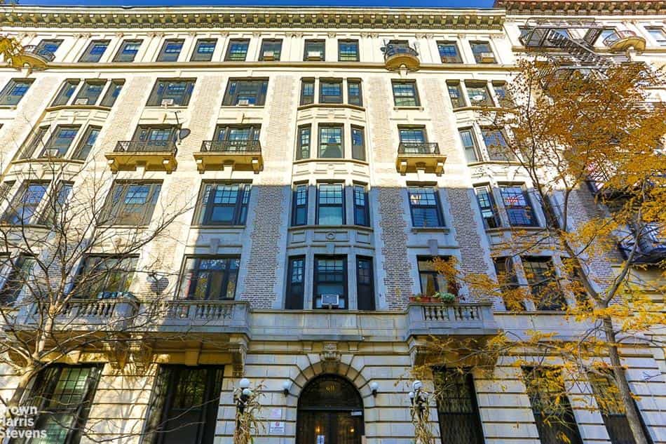 Condominium in Washington Heights, New York 10111697