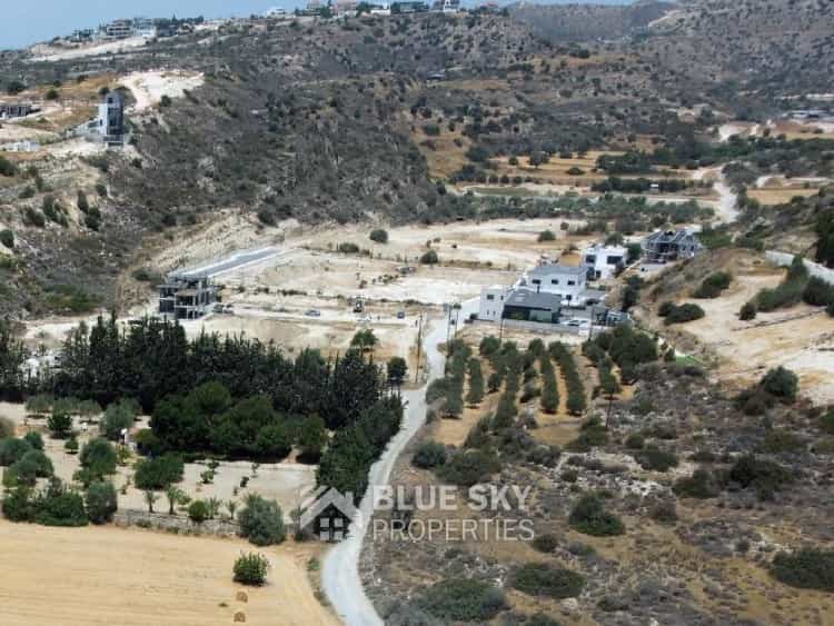 Tanah dalam Agios Athanasios, Lemesos 10112111