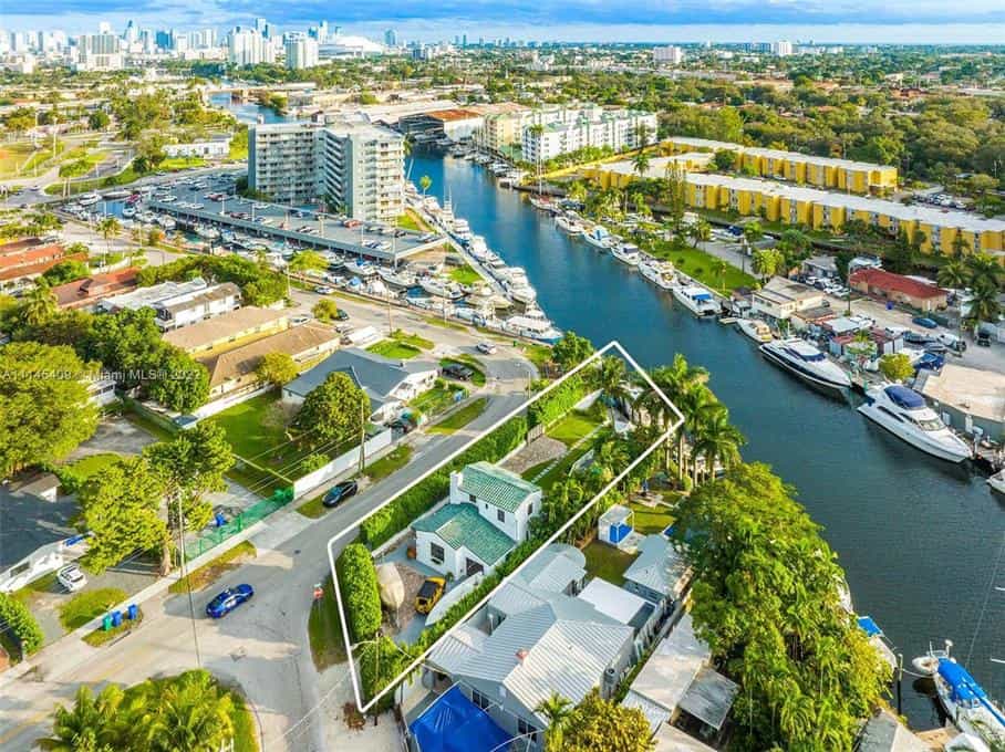 Eigentumswohnung im Miami, Florida 10112242