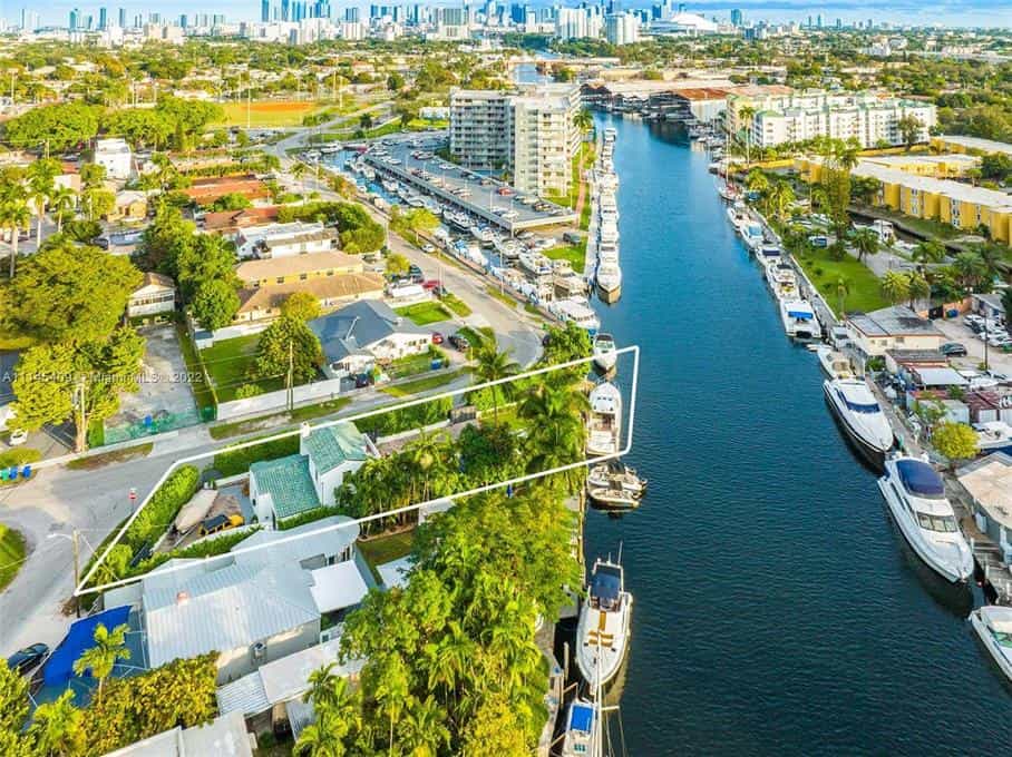 Eigentumswohnung im Miami, Florida 10112242