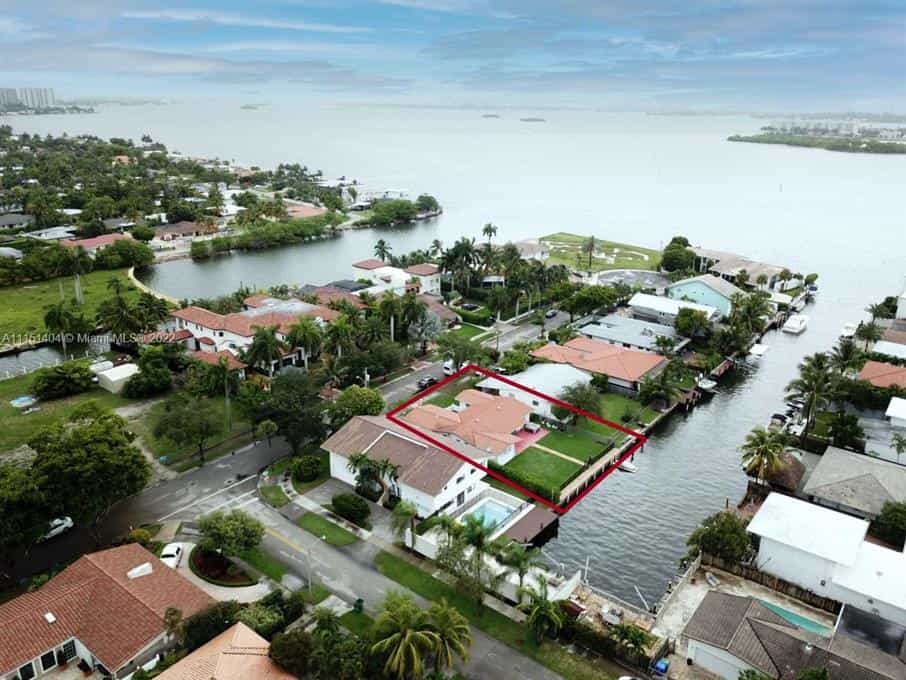 Eigentumswohnung im Miami Shores, Florida 10112248