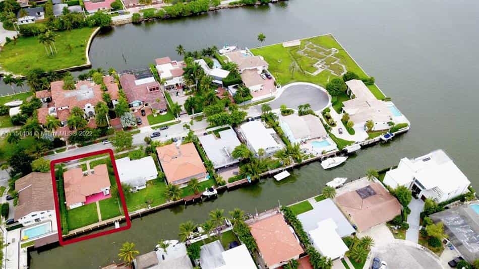 Condominio nel Costa di Miami, Florida 10112248
