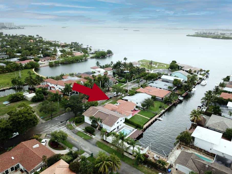 Eigentumswohnung im Miami Shores, Florida 10112248