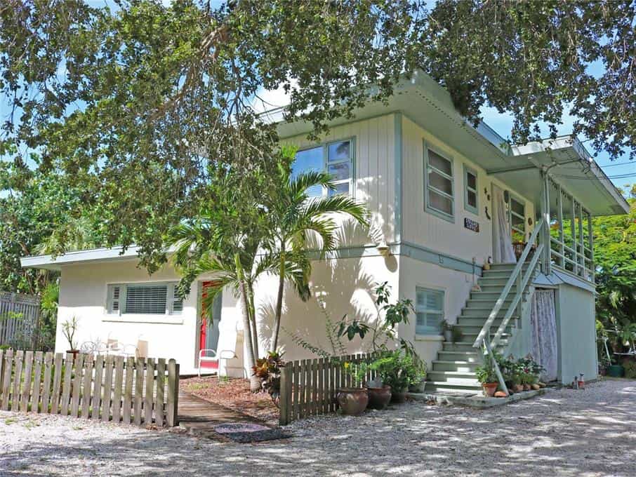 House in Siesta Key, Florida 10112356