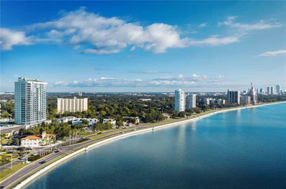 Condominium in Palma Ceia, Florida 10112370