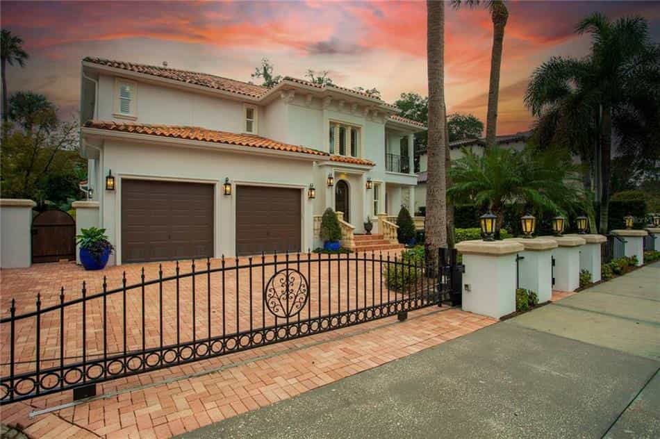 House in Palma Ceia, Florida 10112375