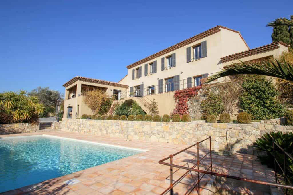 Hus i Fayence, Provence-Alpes-Cote d'Azur 10112435