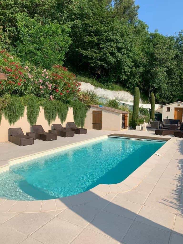 House in Le Ray, Provence-Alpes-Cote d'Azur 10112442