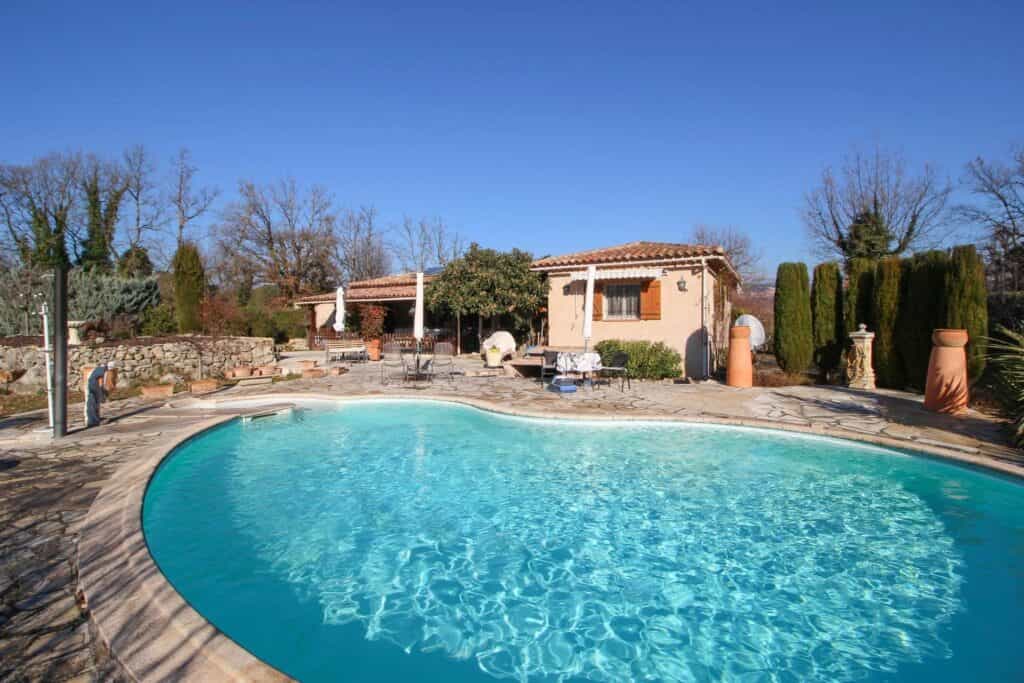 Hus i Callian, Provence-Alpes-Cote d'Azur 10112444