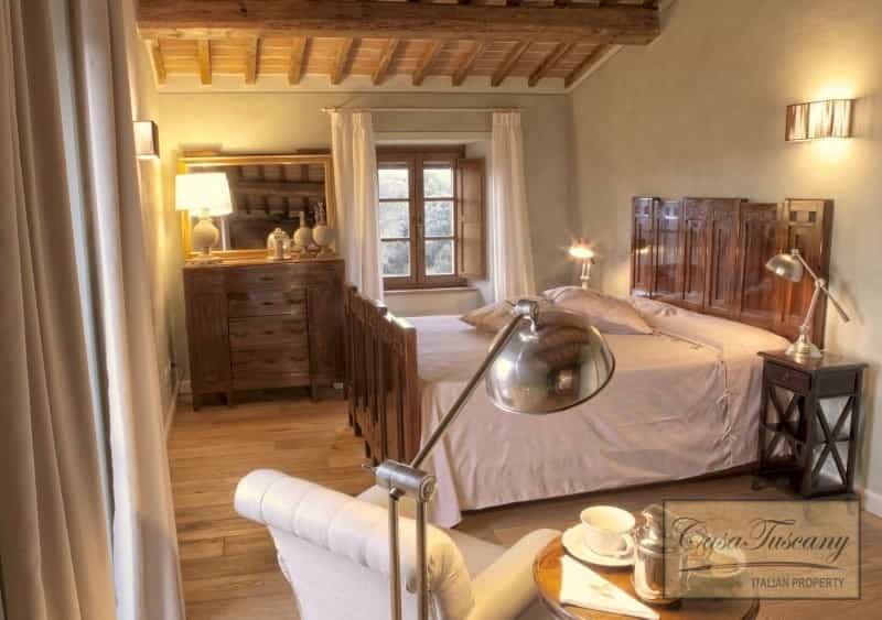 Dom w Pomarance, Tuscany 10112906