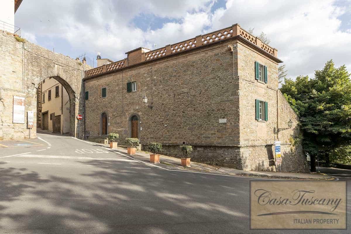 Кондоминиум в Cortona, Tuscany 10112910