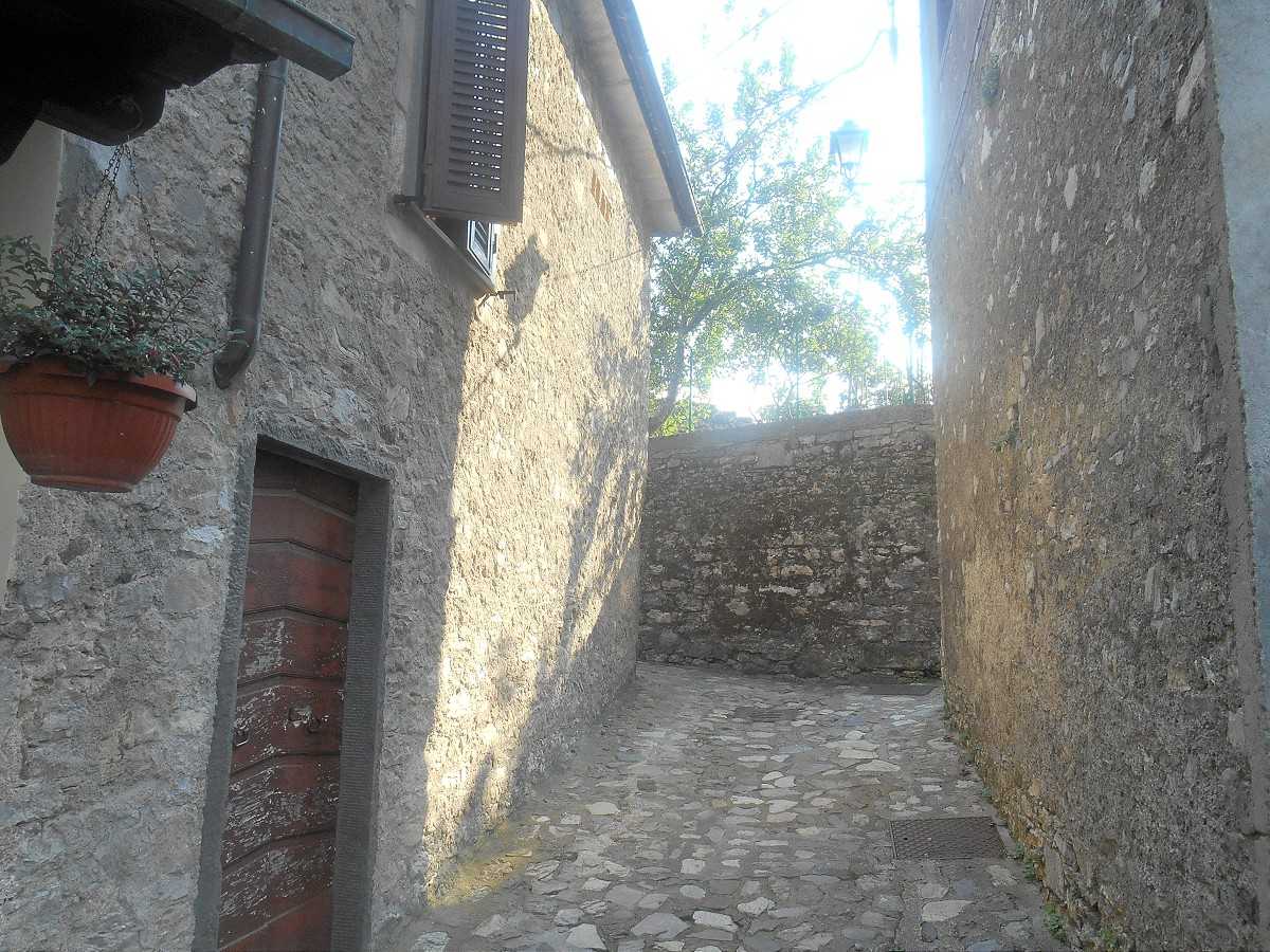 Rumah di Fabbriche di Vergemoli, Tuscany 10112922