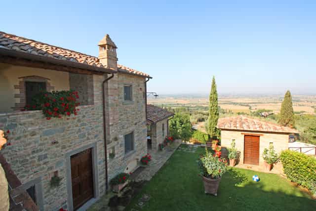 rumah dalam Cortona, Tuscany 10112941