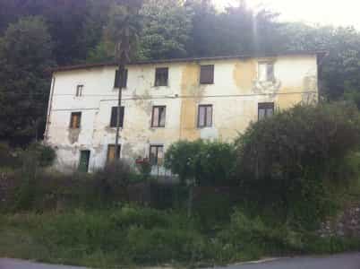 House in Bagni di Lucca, Tuscany 10112944