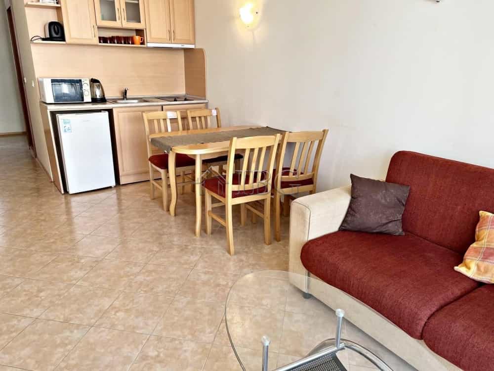 Condominium dans Nessebar, Bourgas 10112997