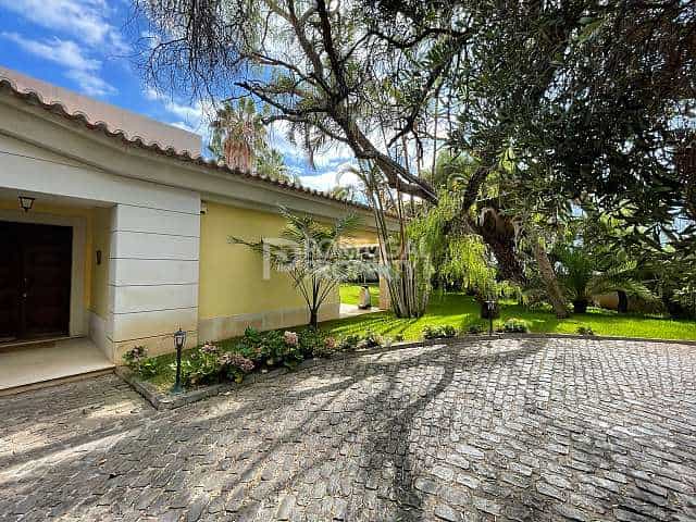 Rumah di Funchal, Madeira 10113071