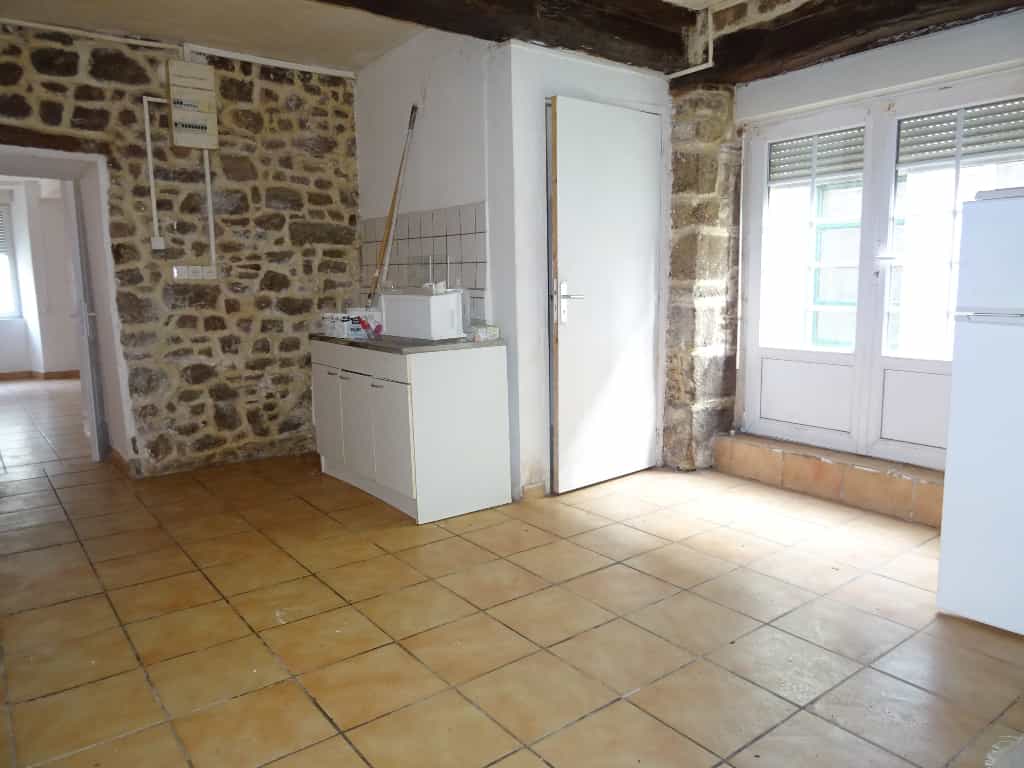 Будинок в Saint-Georges-de-Reintembault, Бретань 10113268
