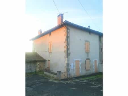 σπίτι σε Μασίνιακ, Nouvelle-Aquitaine 10113353