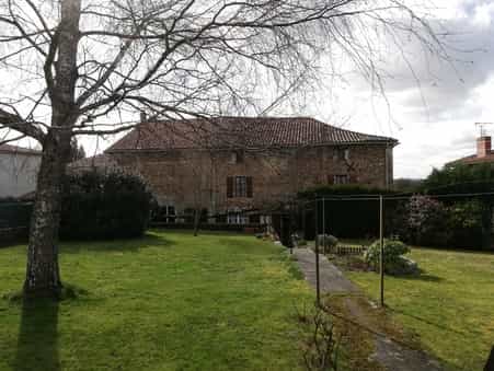 Dom w Terres-de-Haute-Charente, Nouvelle-Aquitaine 10113391