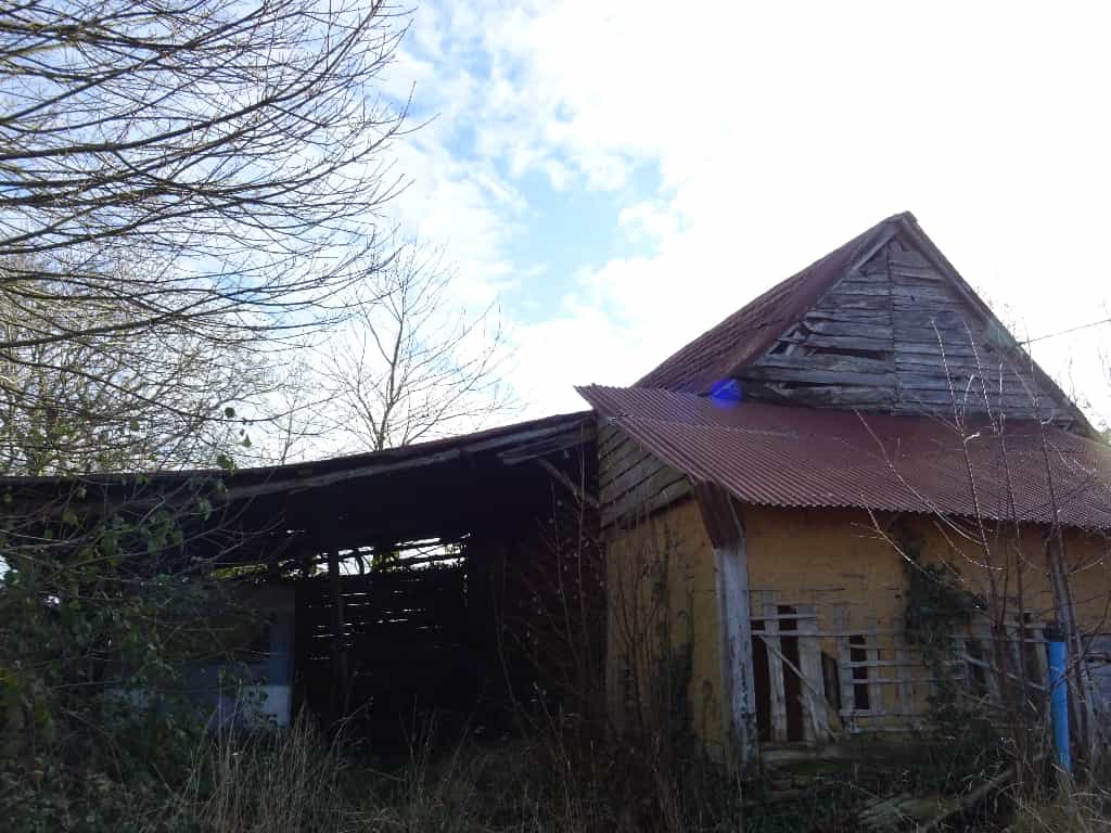 rumah dalam Juvigny les Vallées, Normandie 10113407
