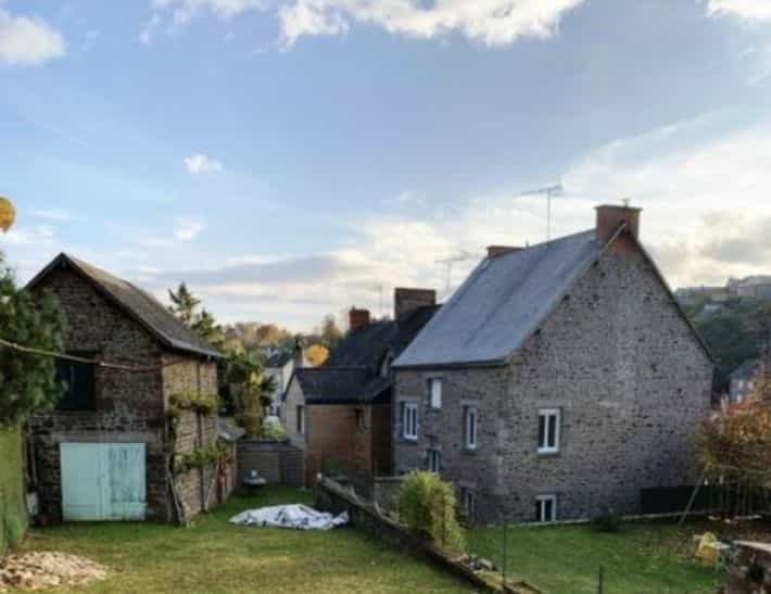 Hus i Ambrières-les-Vallees, Pays de la Loire 10113414