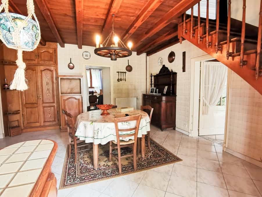 Huis in Mareuil en Périgord, Nouvelle-Aquitaine 10113464