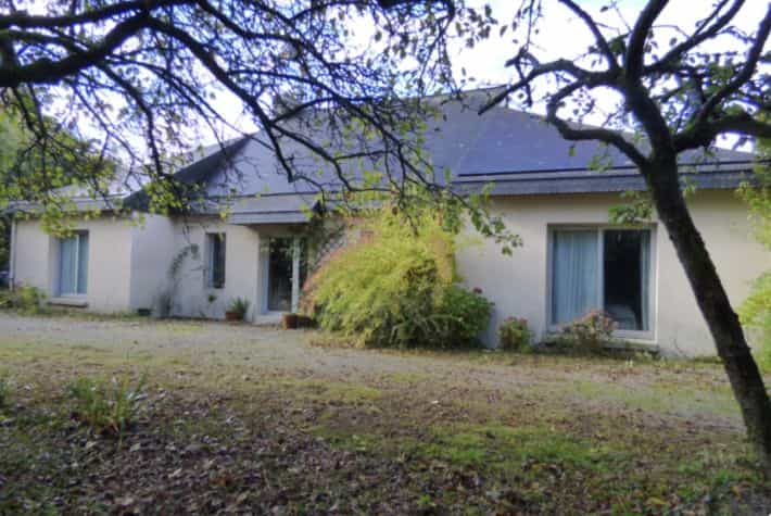 Dom w Josselin, Brittany 10113529