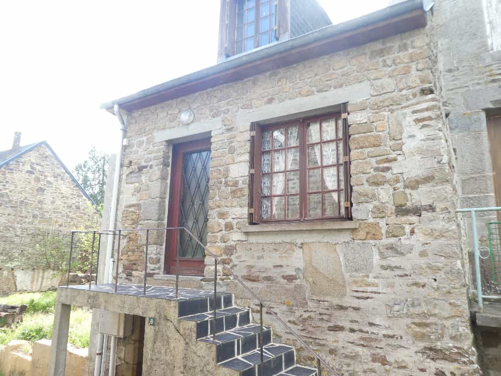 House in Saint-Clément-Rancoudray, Normandy 10113542