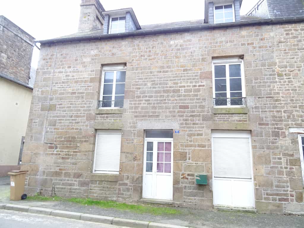 Rumah di Saint-Georges-de-Reintembault, Bretagne 10113547