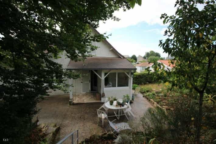 Casa nel Civray, Nouvelle-Aquitaine 10113932