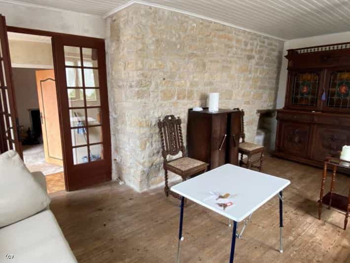 Talo sisään Aunac, Nouvelle-Aquitaine 10113959