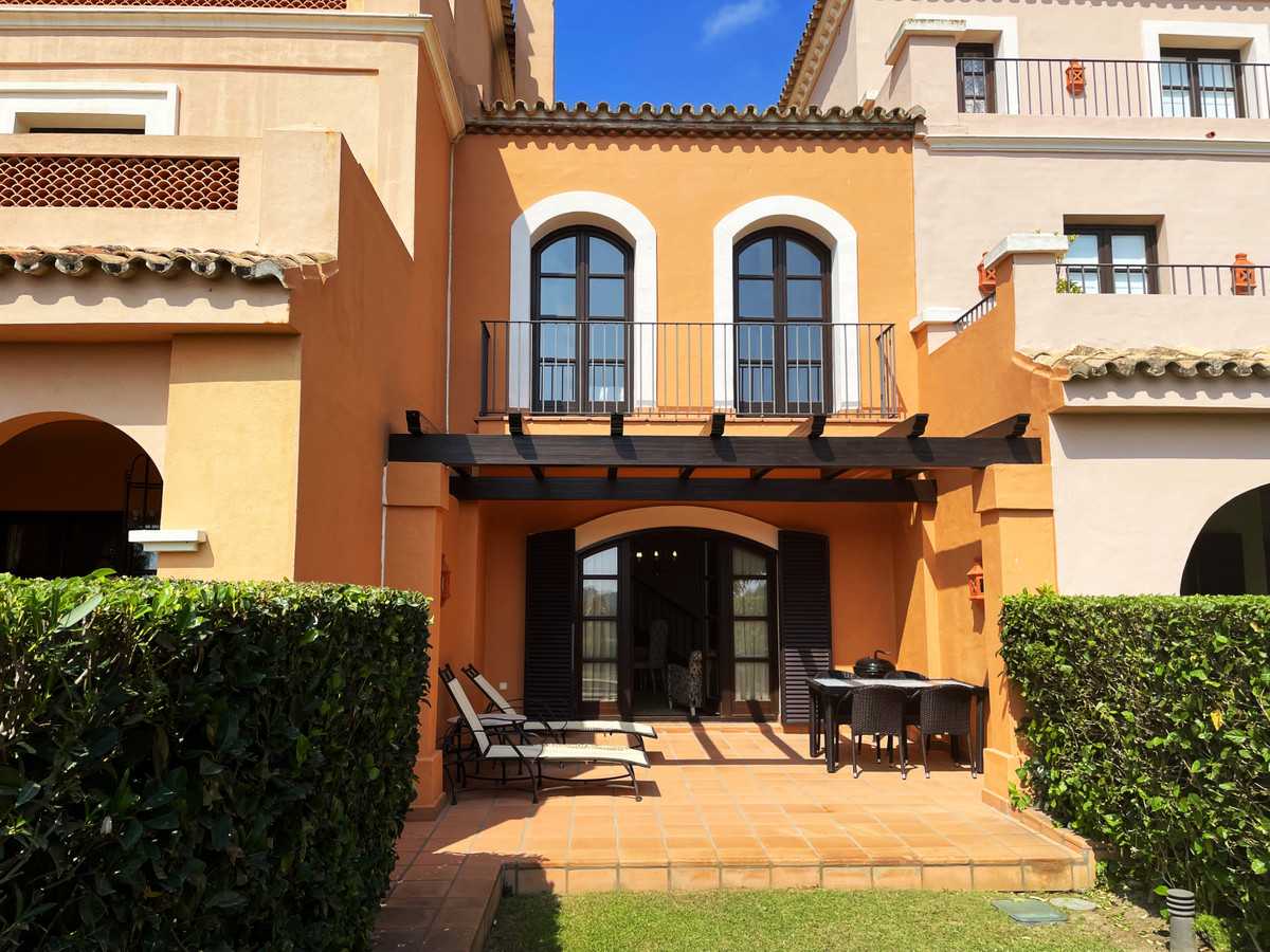 House in Guadiaro, Andalusia 10114045