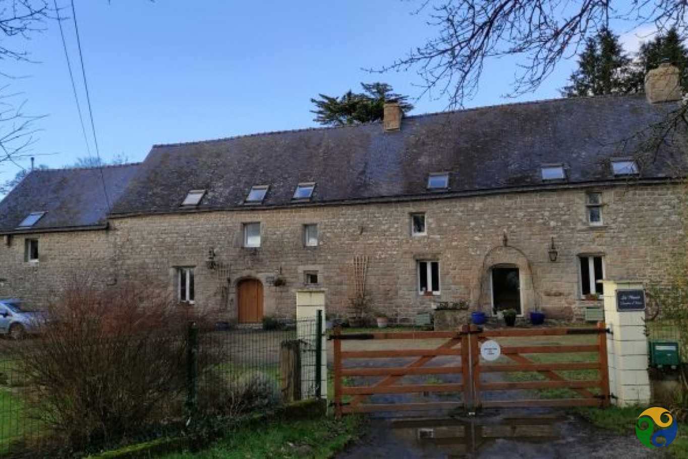 rumah dalam Priziac, Bretagne 10114348