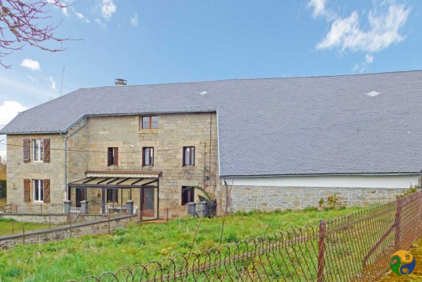 Huis in Peyrelevade, Nouvelle-Aquitanië 10114392