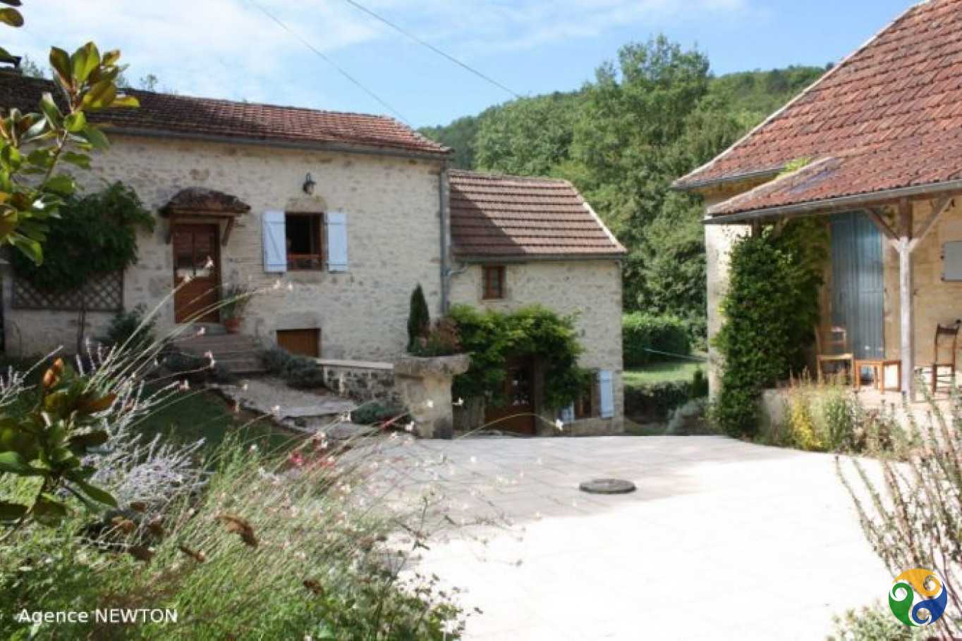 σπίτι σε Luzech, Occitanie 10114418