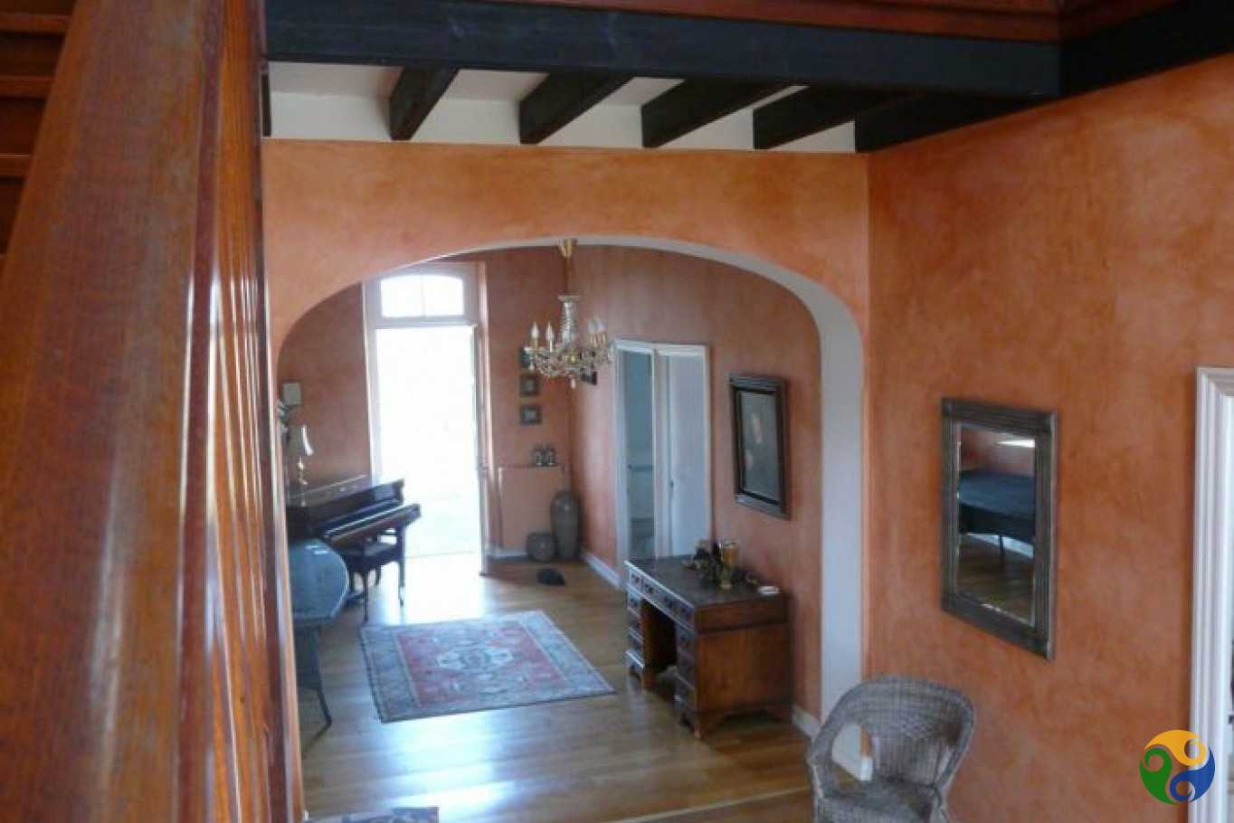 بيت في Monflanquin, Nouvelle-Aquitaine 10114444