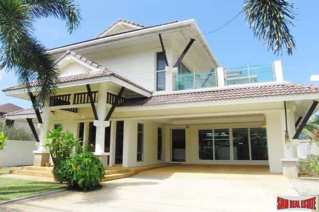 House in Ban Nai Han, Phuket 10114519