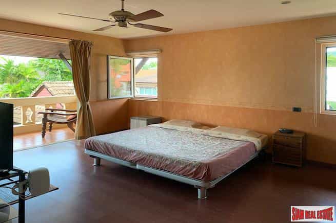 Dom w Ban Bang Khu, Phuket 10114710