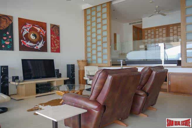 Condominium in Ban Nakha, Phuket 10114749